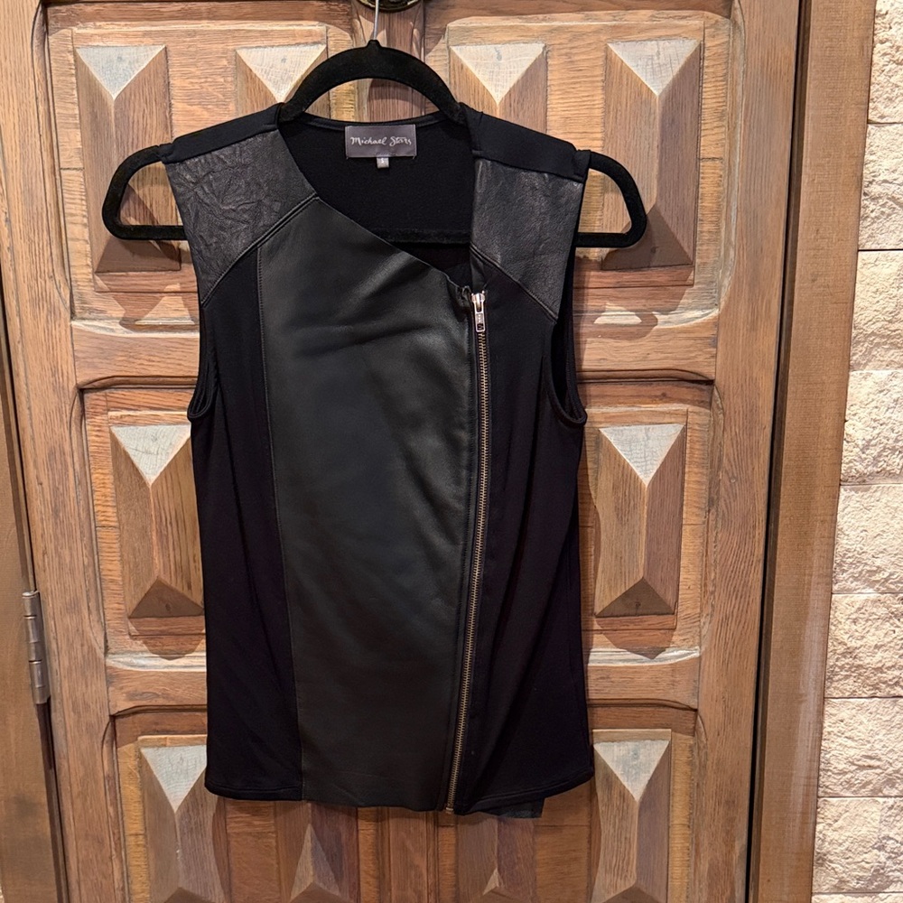 Michael Stars Black leather Sleeveless  zip Top, size S